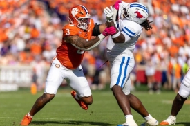 Ryan Wilson dự kiến NFL Mock Draft 2026: Fernando Mendoza số 1