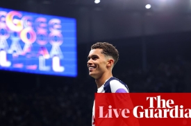 Bayern Munich dẫn trước PSG sớm tại Champions League