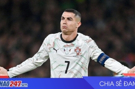 Ronaldo thẻ đỏ quốc tế đầu tiên, chia tay Bồ Đào Nha sớm