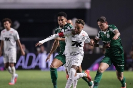 Neymar rơi lệ khi Santos thắng Palmeiras, thoát hiểm trụ hạng