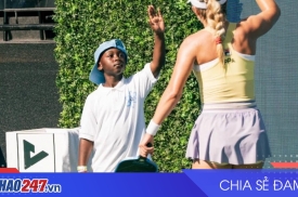 Anna Leigh Waters và bé 8 tuổi Micah Yeboah: Khoảnh khắc đẹp nhất Pickleball World Championship