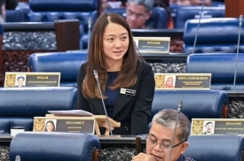 Bóng đá Malaysia đứng trước nguy cơ bị FIFA đình chỉ