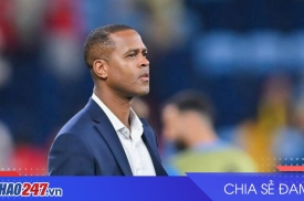 Patrick Kluivert tại Chelsea sau chia tay ĐT Indonesia, tái ngộ John Terry