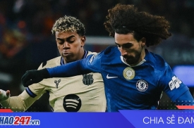 Cucurella tỏa sáng giúp Chelsea đánh bại Barcelona: Nỗi đau La Masia