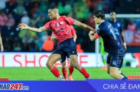 CAHN dẫn trước Buriram United 1-0 sau hiệp 1 Shopee Cup