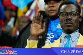 CĐV CHDC Congo gây sốt tại AFCON 2025 với màn cổ vũ 'tượng sống'