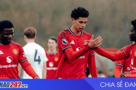 Noah Ajayi: 'Quái vật tương lai' rực sáng của Man Utd