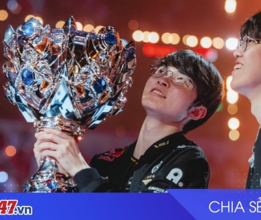 Caster LPL Wang Duoduo ca ngợi Faker sau kỷ lục 3 lần vô địch CKTG