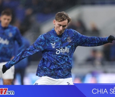 Man Utd cân nhắc đưa James Garner trở lại Old Trafford?