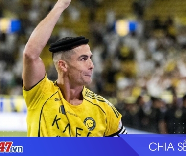 Ronaldo tỏa sáng với agal truyền thống sau chiến thắng 4-1 của Al-Nassr