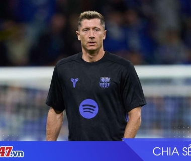 Szczesny phá kỷ lục mỡ cơ thể tại Barcelona, Lewandowski bất ngờ