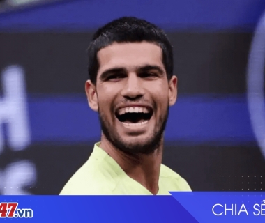 Alcaraz đứng trước nguy cơ mất ngôi số 1 ATP vào tay Sinner đầu 2026