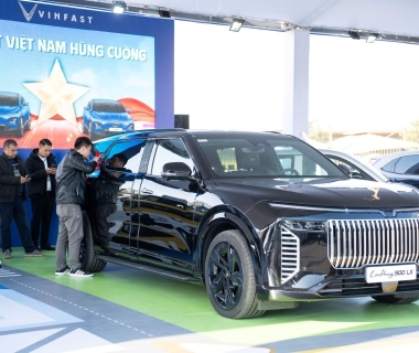 VinFast gây ấn tượng tại Vietnam Mobility Show 2025 với hệ sinh thái xe điện