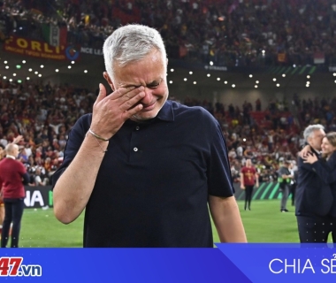 Jose Mourinho Bật Khóc Tưởng Nhớ Đồng Nghiệp Silvino Louro