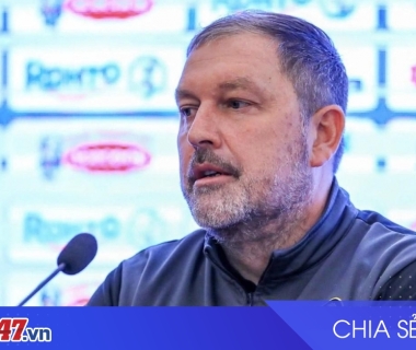 HLV Peter Cklamovski đối mặt làn sóng chỉ trích sau thất bại của Malaysia