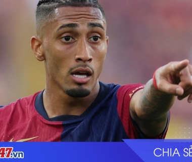 Raphinha tố Barcelona bị 