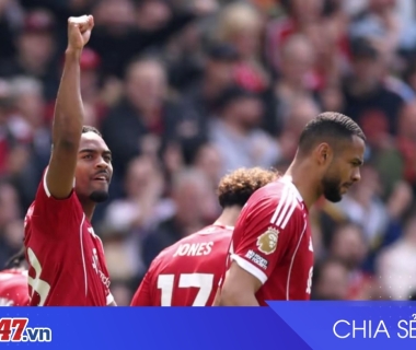 Liverpool và Chelsea hòa kịch tính tại Anfield