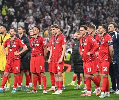 Aston Villa vô địch Europa League: Freiburg tan vỡ giấc mơ 122 năm