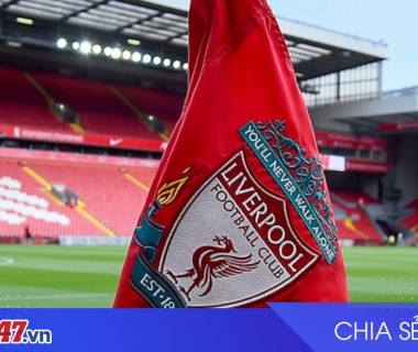 Liverpool giữ chân 'thần đồng' Josh Abe bất chấp sự săn đón của MU
